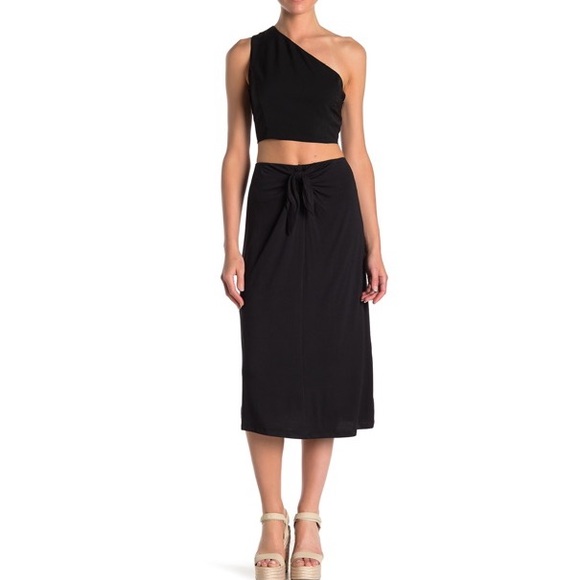 bobeau Dresses & Skirts - NWT Bobeau Tie Front Solid Midi Skirt in Black